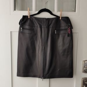 VS2 Black Genuine Lamb Leather Zipper Slit Skirt